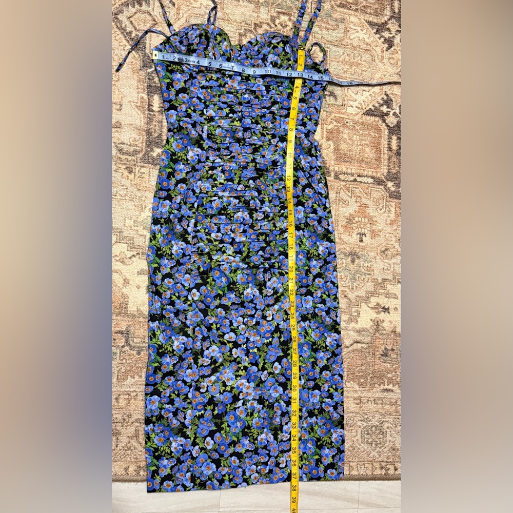 Carolina Herrera Blue and Green Floral Dress - Picture 10 of 14